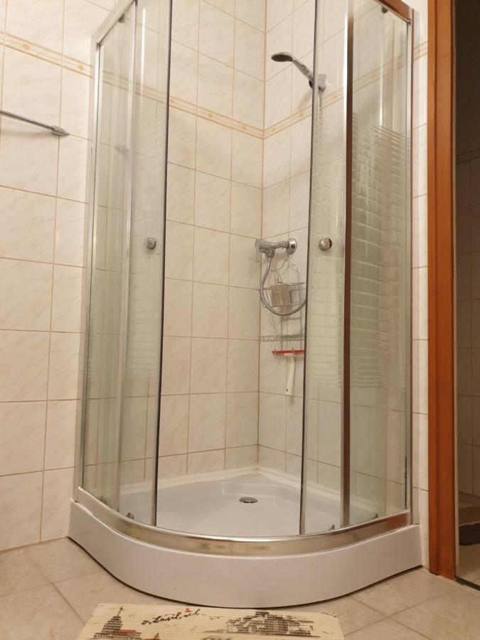 Egri Csillagocska Apartman المظهر الخارجي الصورة